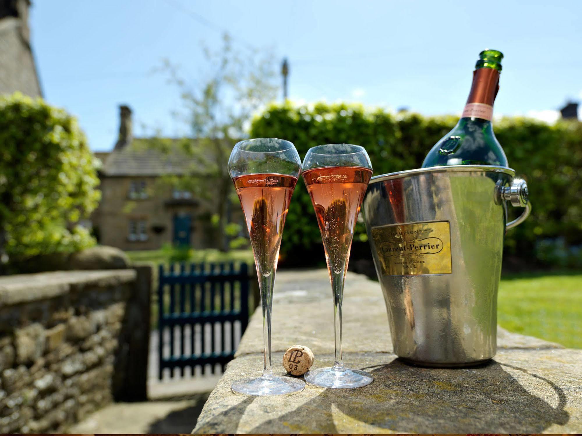 The Pilsley Inn - Chatsworth Baslow Exterior foto